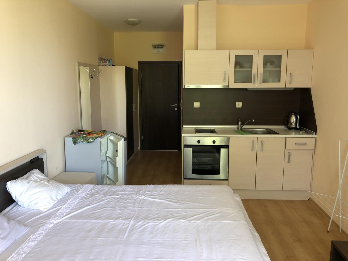 Vp Luxor Studio Sveti Vlas Exteriér fotografie