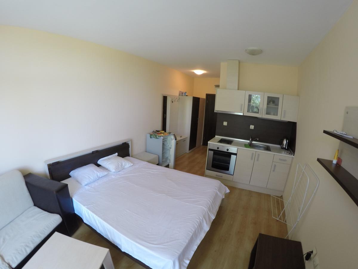 Vp Luxor Studio Sveti Vlas Exteriér fotografie